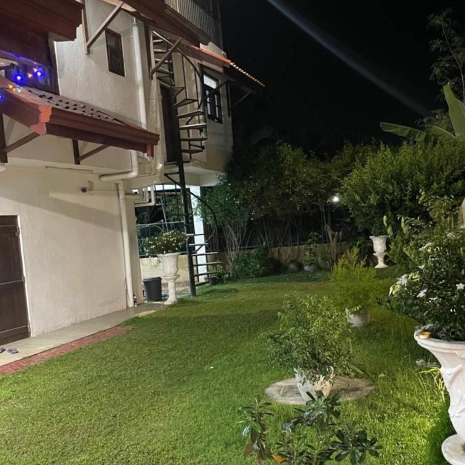 Ryan Residence & Restaurant نيجومبو المظهر الخارجي الصورة